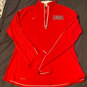 Women’s Large Nike Dri fit running top